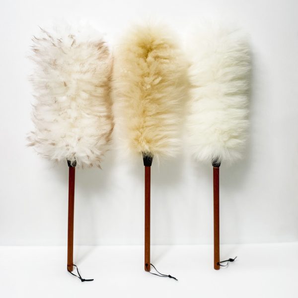 One Xlarge soft floss ostrich feather duster 65cm overall wood stained handle 